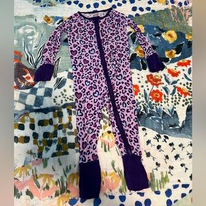 Little Sleepies Wild hearts 6-12 months zipper romper